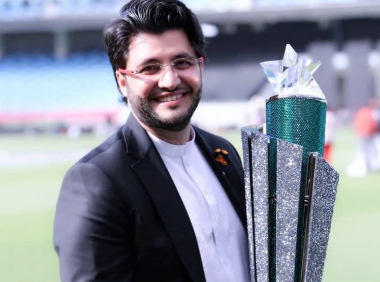 Javed Afridi owns Peshawar Zalmi Javed Afridi owns Peshawar Zalmi