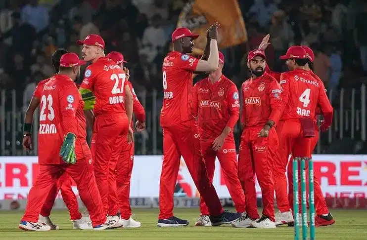 Most Runs in Islamabad United vs Peshawar Zalmi Most Runs in Islamabad United vs Peshawar Zalmi